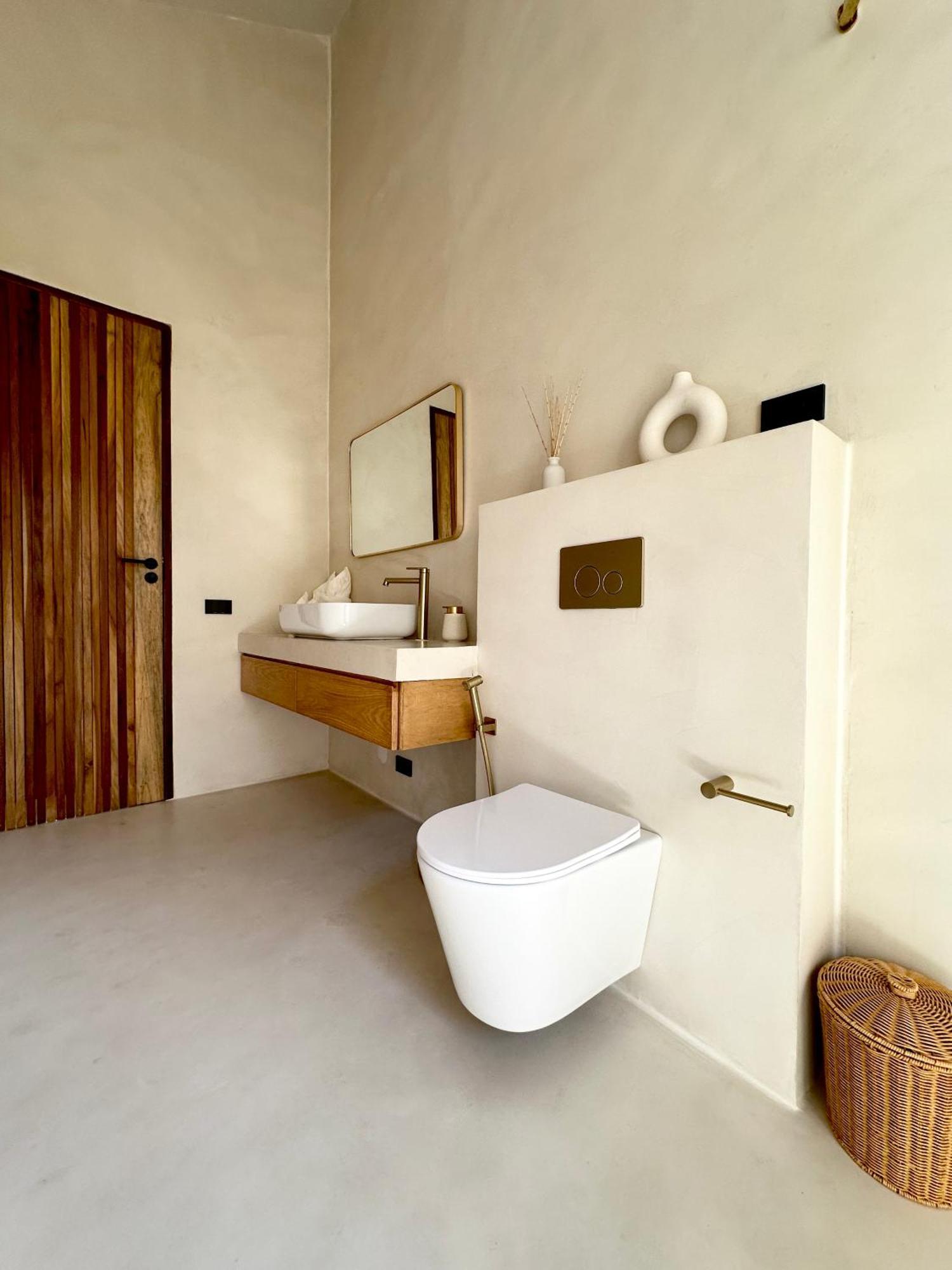 Fully Private Luxury Villa